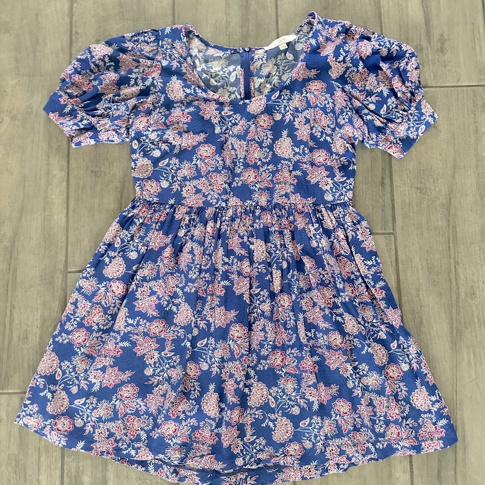 LOFT size 4 puff sleeve dress